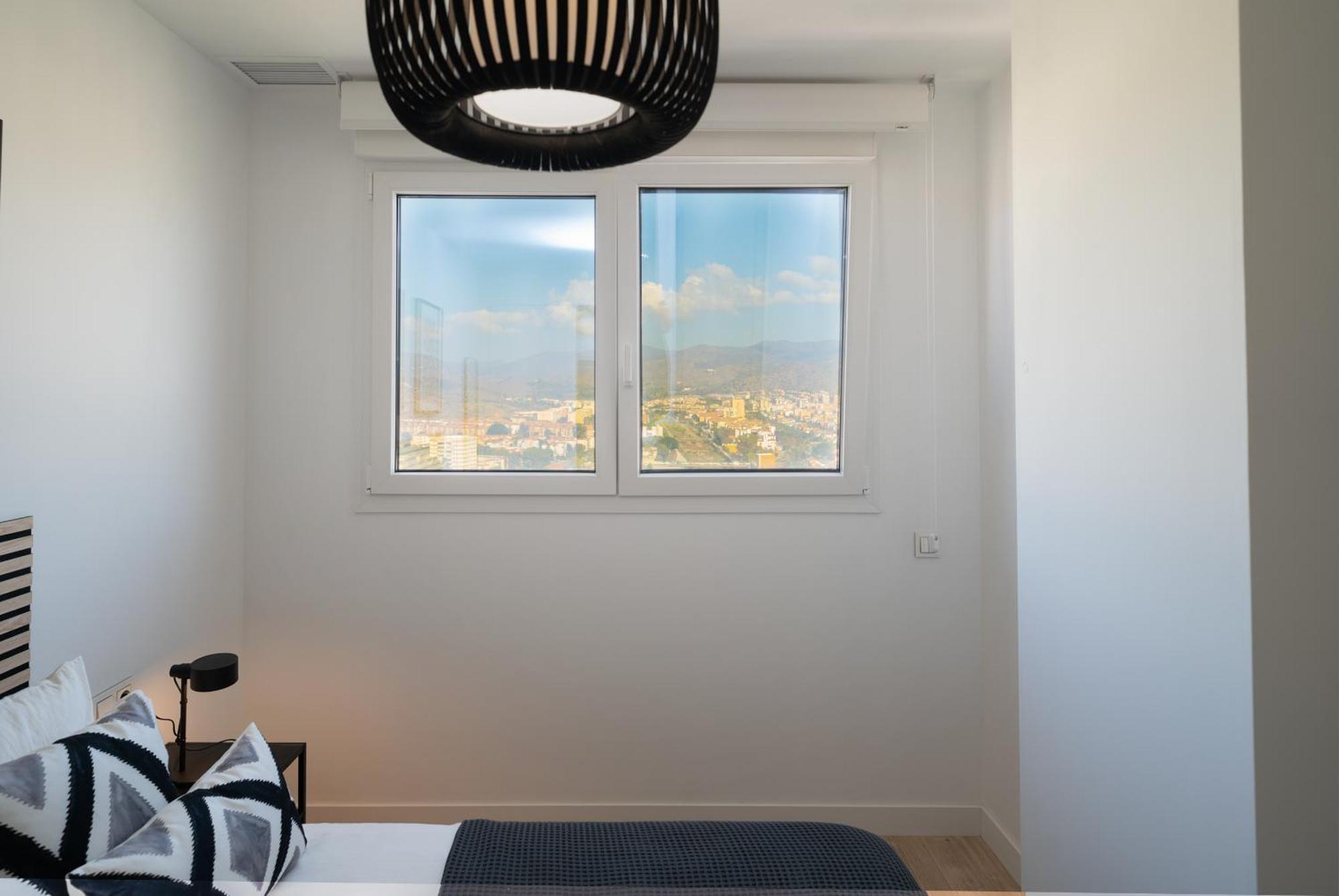 Апартаменти Xpce Urban 4 Malaga Skyline - Free Parking Екстер'єр фото